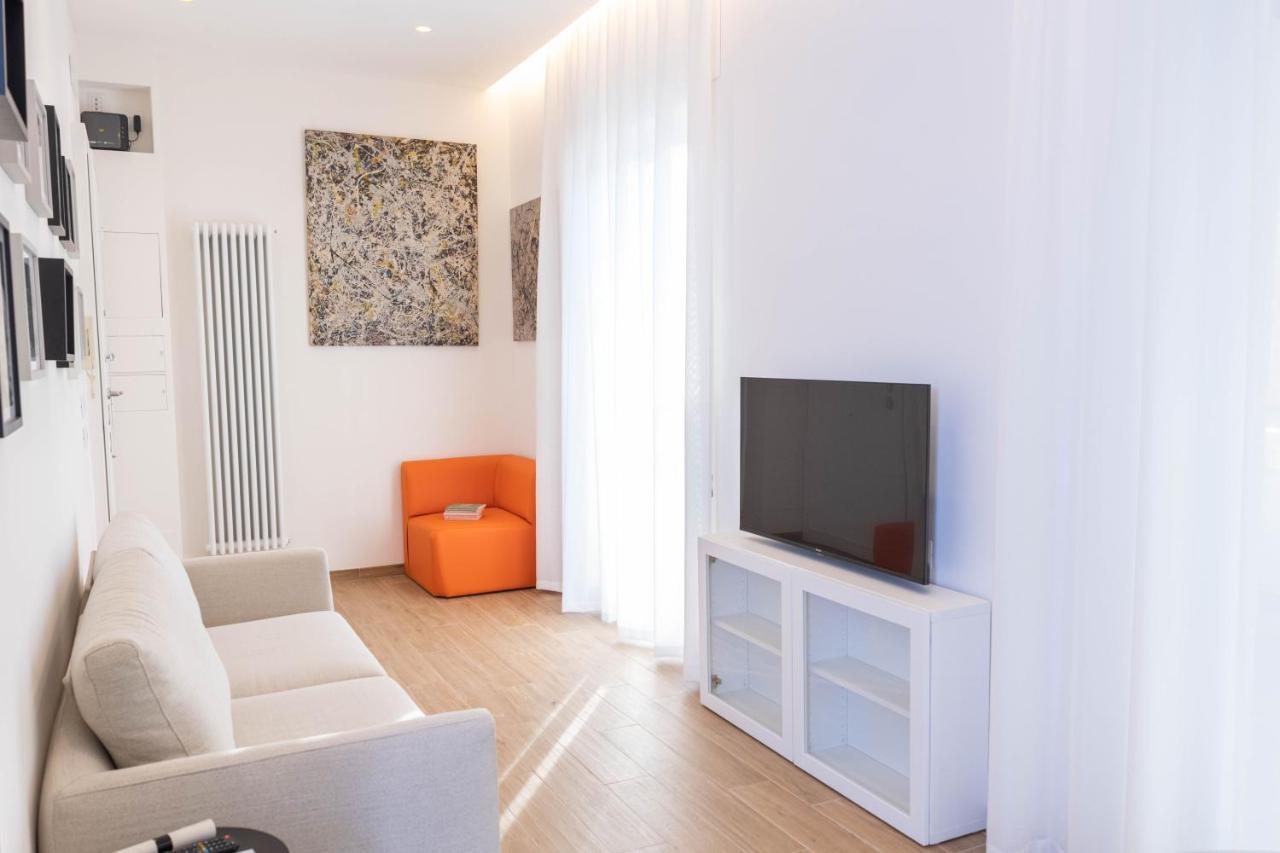 Colosseo Brightful Apartment With Rooftop Rome Exterior photo